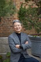 손지웅