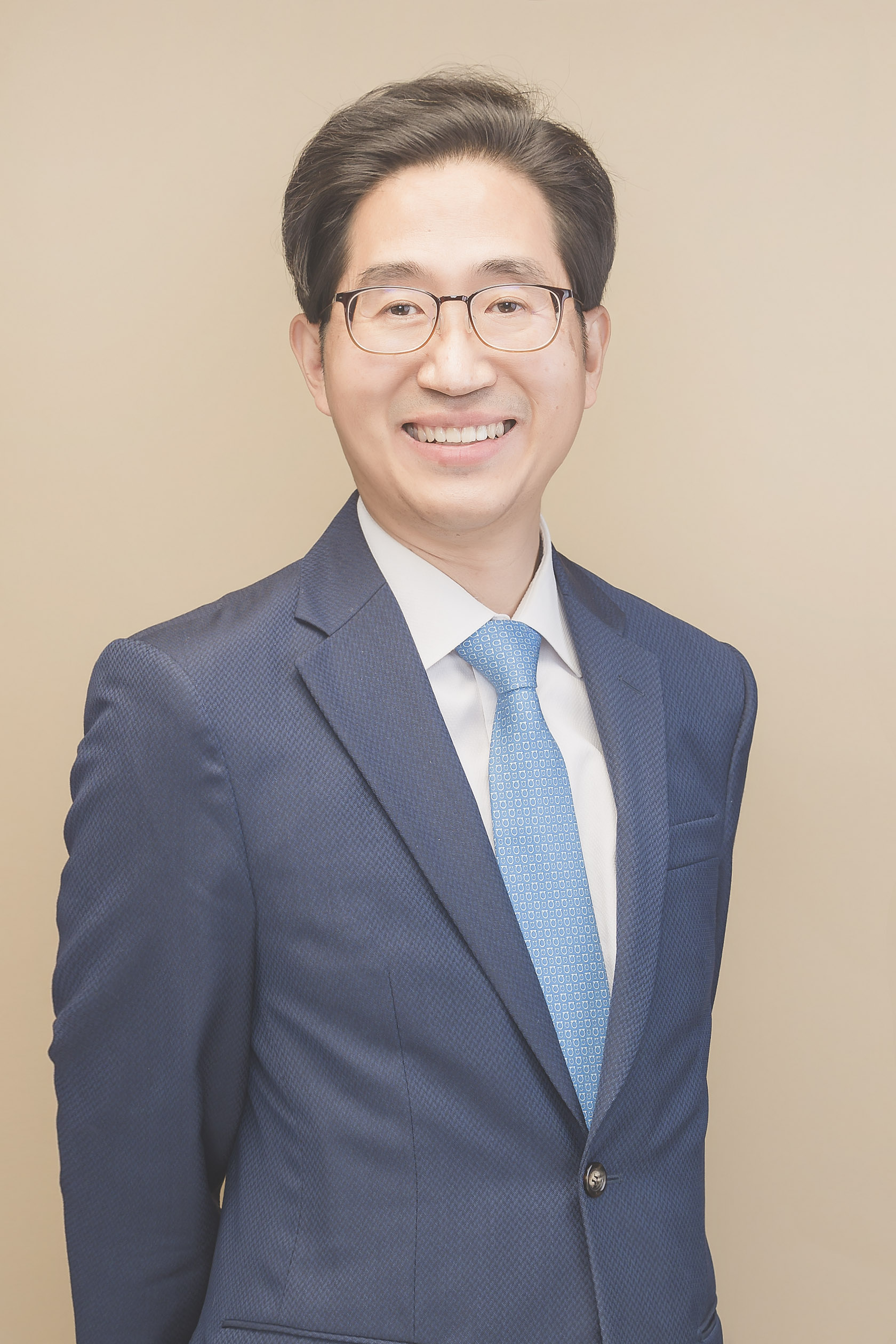유경상 Yu, Kyung-Sang